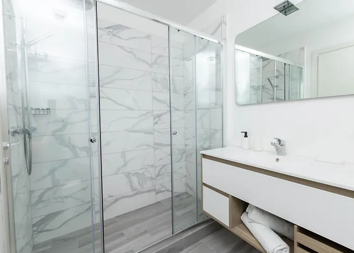 Apartment Fontana Di Trevi Modern Rome