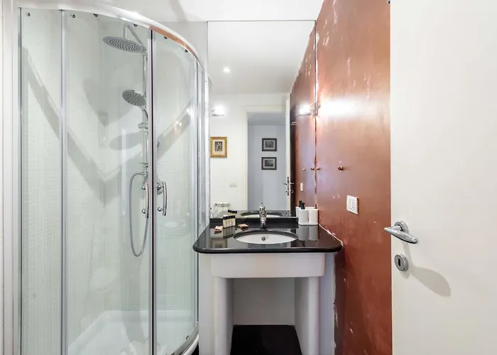 Fontana Di Trevi Modern Apartment